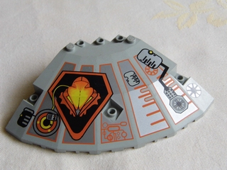 Lego Paneele 10 x 10 x 2 1/3 (30117) Viertel-Untertasse, dekoriert